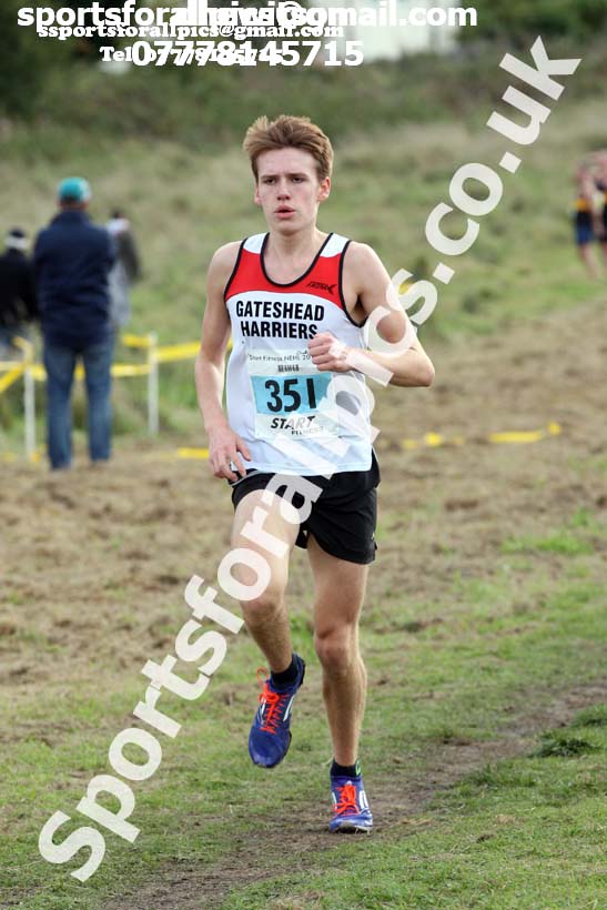 Mens under-17s Start Fitness North Eastern Harriers League, Wrekenton, Gateshead. Photo:  David T. Hewitson/Sports for All Pics